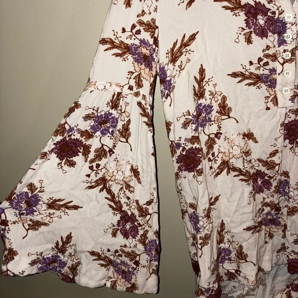 Free People Floral Bell Sleeves Henley Boho Blouse Size S Fairy Whimsical Rayon - Picture 6 of 9